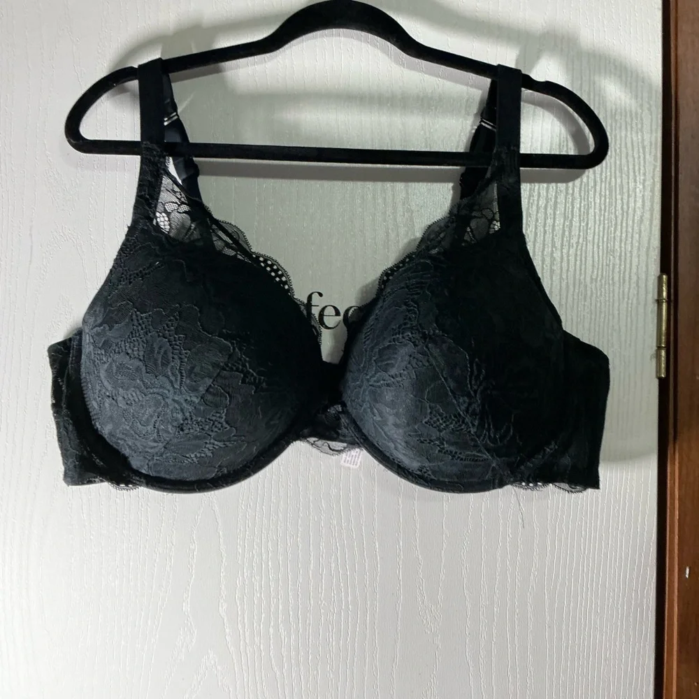 Auden Black Lace Bra - Picture 2 of 5